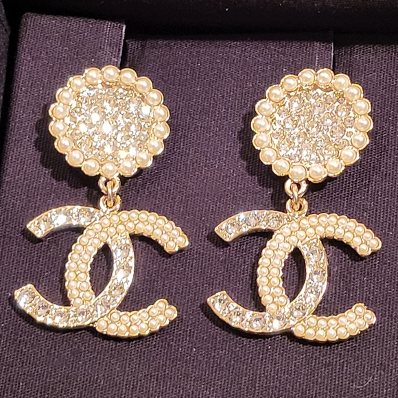 SOLD - NEW Chanel Drop Gold Crystal Pearl Large CC Drop Earrings (B22V) - Picture 9 of 13
